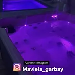 Maison A Avec Piscine Et Jacuzzi 비스카로세