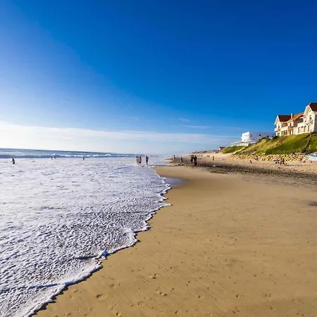 Maison A Avec Piscine Et Jacuzzi Dom wakacyjny Biscarrosse